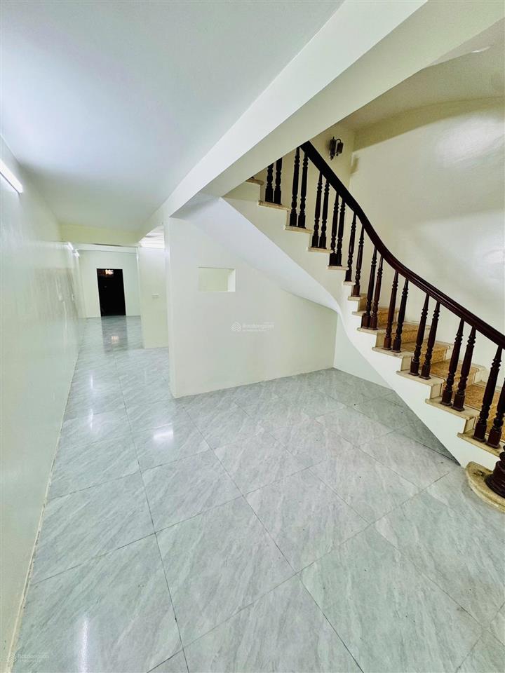 Bán gấp nr 130m2, 5pnbán gấp nr 130m2, 5pn, 5wc tại thị trấn bần yên nhân, hưng yên, giá chỉ 8,5 tỷ