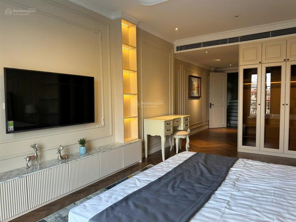 Vip nhất hồng tiến, ngõ ôtô thông nguyễn văn cừ, gara ô tô, full nội thất, 53m2 x 5t, gía 13,8 tỷ