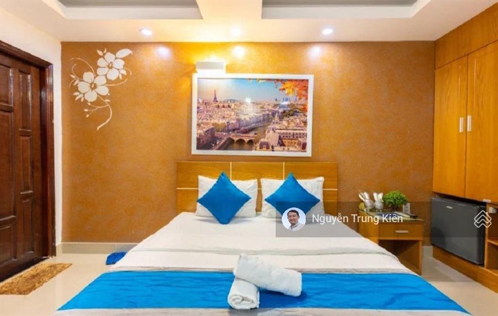Bán nhà 2mt đường số  p. tân thuận  cách vincom q7 chỉ 200m