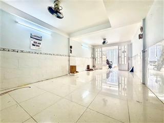 Hot  bán nhà bình thạnh ngay hàng xanh, 4.5x11.5m, sổ a4, giá 6 tỷ