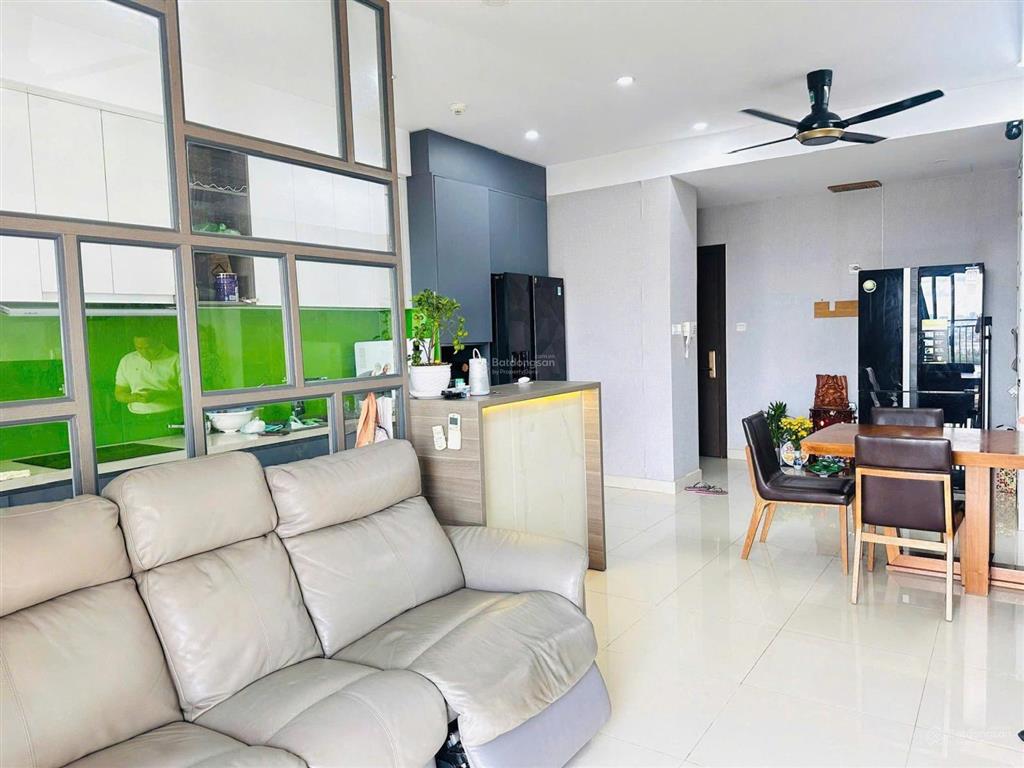Căn góc the sun avenue 109 m2 giá 11 tỷ 2 tl  0944 898 ***