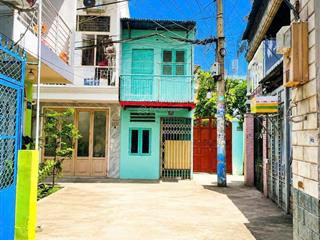 Nhà đẹp nguyên hồng nở hậu nhẹ 2 tầng shr 5,35 tỷ thương lượng