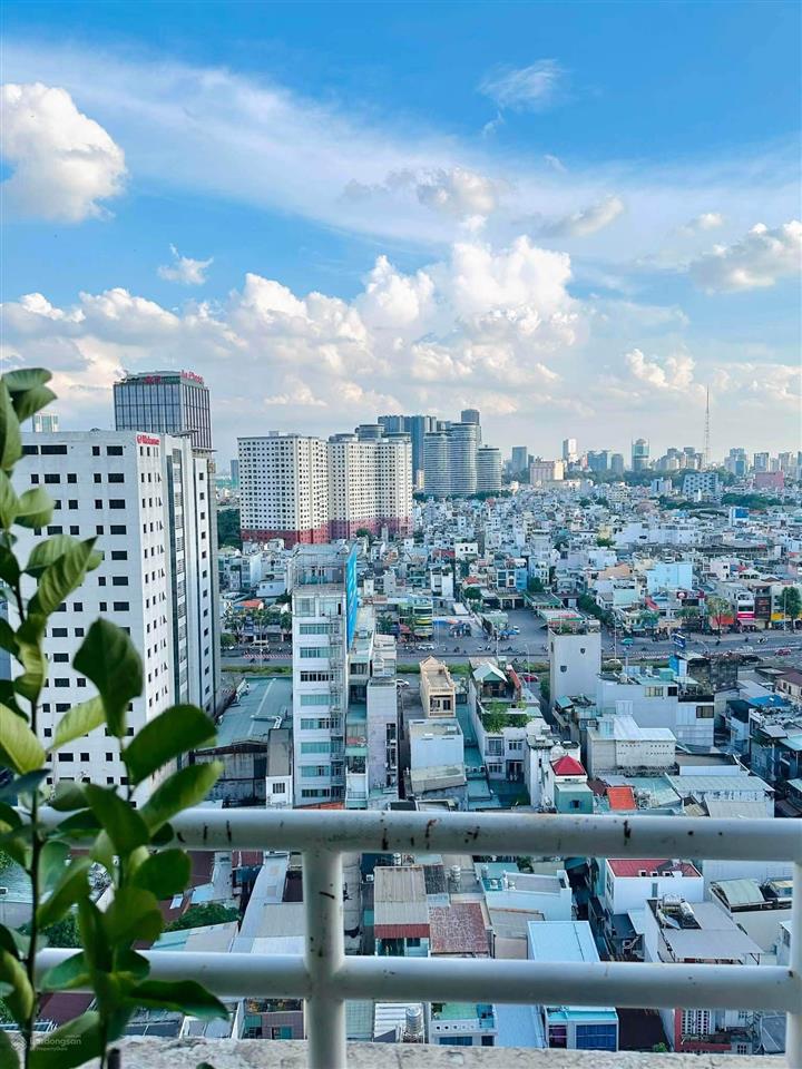 Căn saigonland 68m2 2pn kế dh hutech khu d2 giá 4 tỷ 650 thương lượng