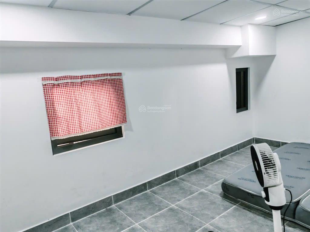Căn hộ dịch vụ ngay nguyễn văn đậu giá 4,2 triệu
