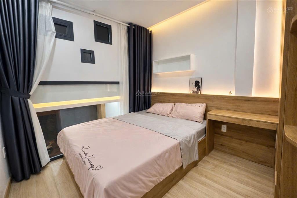 Nhà cho thuê hẻm xe hơi gồm 3 pn xvnt giá 18,8 triệu/tháng