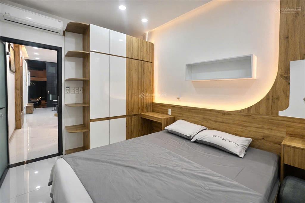 Nhà cho thuê hẻm xe hơi gồm 3 pn xvnt giá 18,8 triệu/tháng