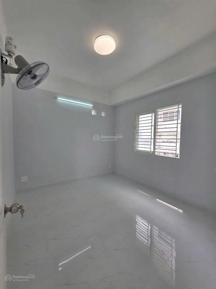 Chung cư phú thọ ngay lữ gia giá 3 tỷ 650 thương lượng nhẹ