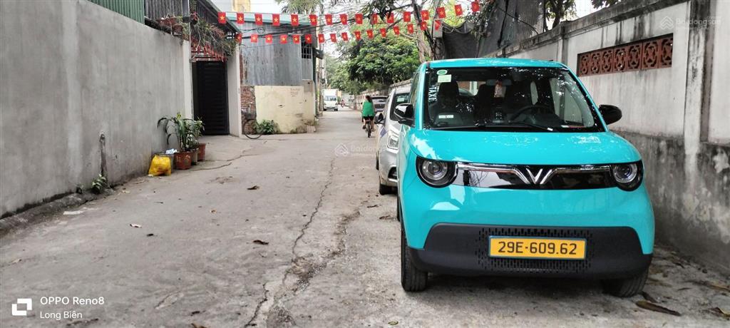 Đất rộng, 2 mặt đường ô tô ở cự khối chỉ hơn 6 tỉ