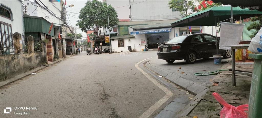 Đất rộng, 2 mặt đường ô tô ở cự khối chỉ hơn 6 tỉ