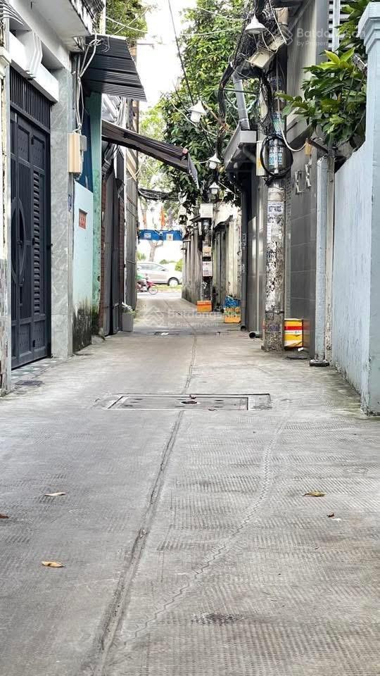 Nhà tân phú  sát mặt tiền trường chinh  nhà 3 tầng ngang 5m bề thế  hxh  64m2 nhỉnh 6 tỷ