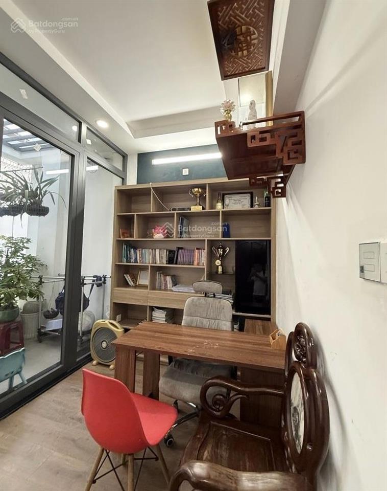 Tài chính 7tỷ. chính chủ cần chuyển nhượng căn nhà tâm huyết  hxh  3 tầng ~50m2 