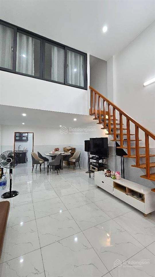 Tân sơn nhì  45m2 x 2 tầng  hẻm xe tải  oto ngủ trong nhà  2 mặt tiền thoáng ~ 5 tỷ