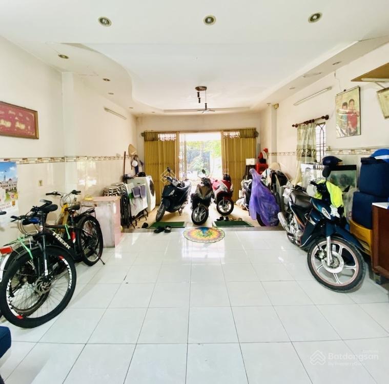5 tầng  69m2 (4,6 x 15m)  nhỉnh 9 tỷ  xe tải tránh. tân bình giáp q10,11...