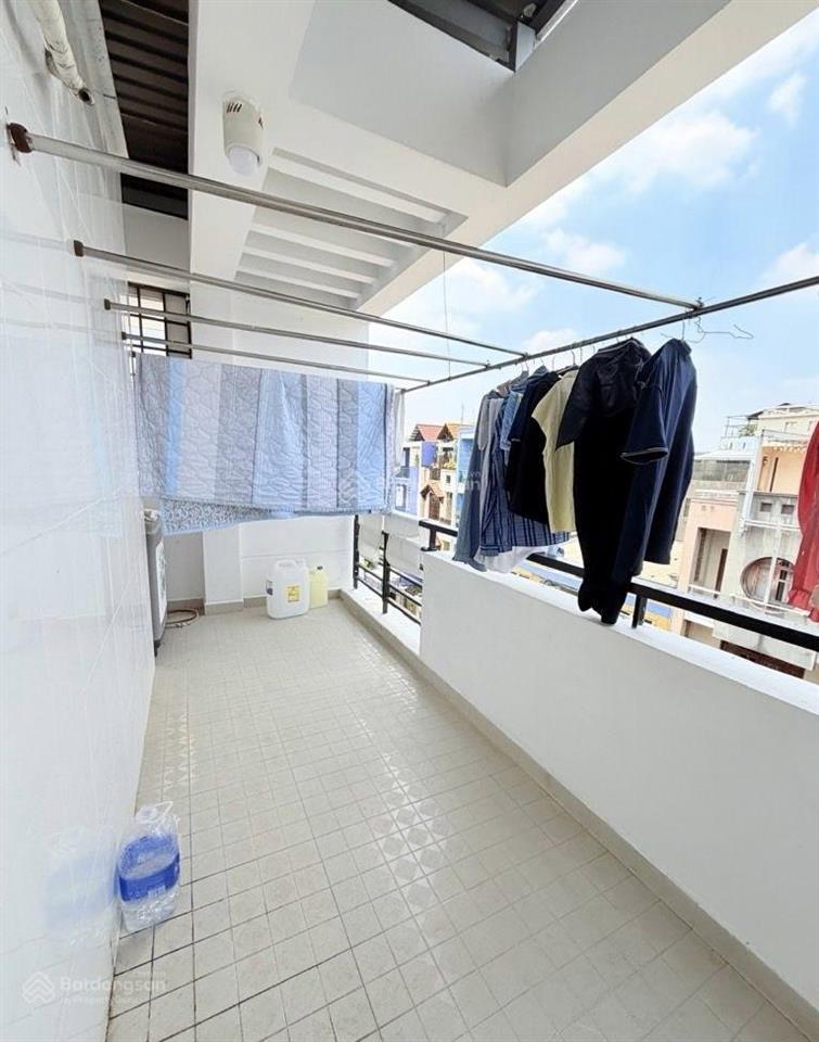 Cơ hội đầu tư. khách sạn 10 phòng  nhỉnh 10 tỷ  khu đồng bộ mặt tiền 10m  vỉa hè 3m  tn 70tr/th