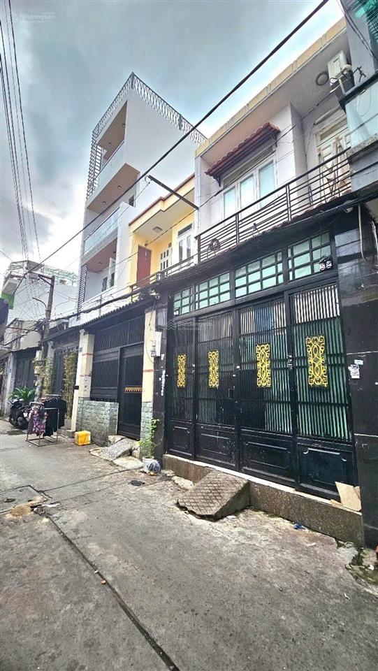 Tt tân bình  xe hơi ngủ  ngang 4,2m (nở hậu vuông)  45m²  nhỉnh 5 tỷ.
