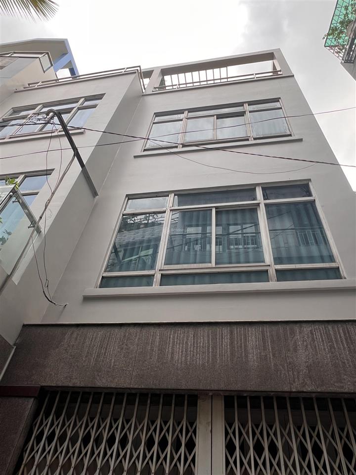 Nhà 3 tầng bề thế  ngang 5m  oto đỗ cửa  sổ đẹp hoàn công đủ  chỉ 5,48 tỷ (tl)