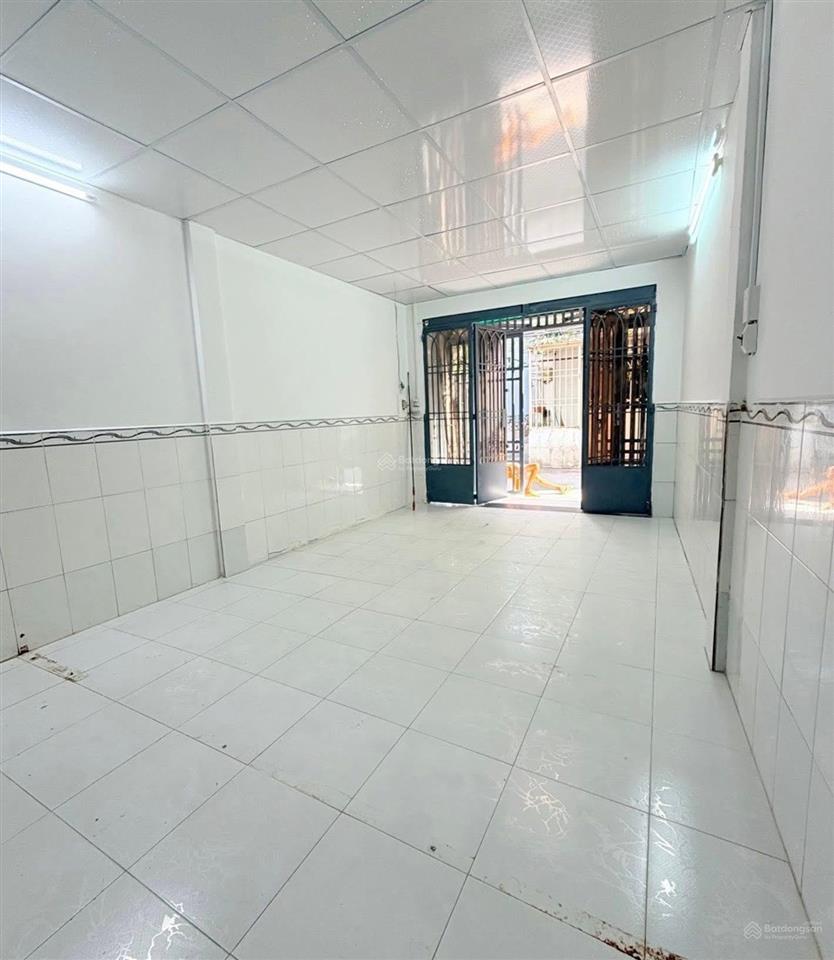 Hẻm xe hơi  lý thường kiệt  2 tầng  32m². nở hậu đẹp  chỉ nhỉnh 4 tỷ.