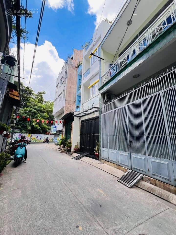 Phú thọ hòa  2 tầng  xe tải tránh  4x22m  88m2  6.x tỉ