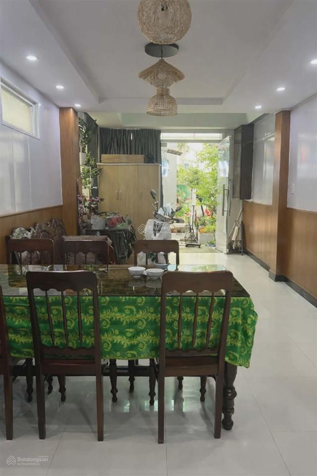 Chủ định cư bán gấp  5 tầng  hẻm 4m thông thoáng  sát chợ bình tây  6.7 tỷ (hỗ trợ bank)