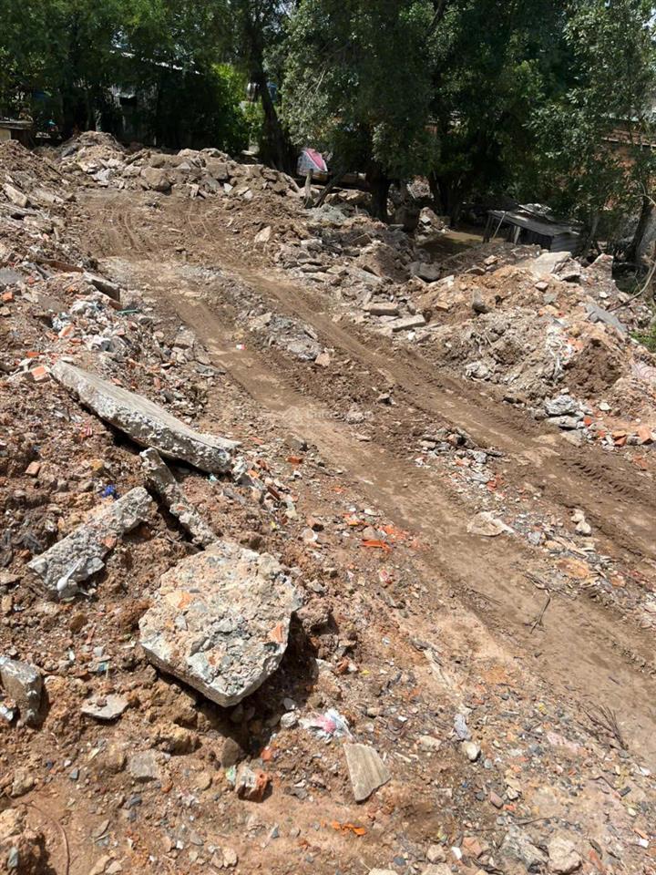 1000m2 hai mặt tiền thông thoáng, nằm ngay tuyến đường kênh trung ương