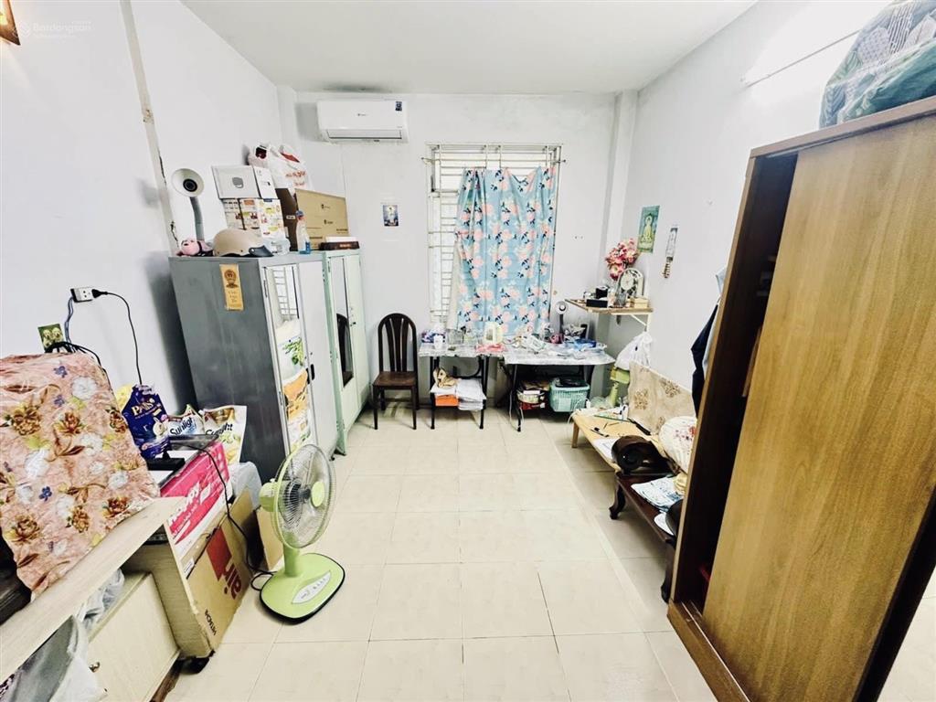 Khu hiếm nhà bán hai bà trưng  xe hơi đỗ cửa  dt vàng 3x21m  5pn  sổ đẹp  còn thương lượng