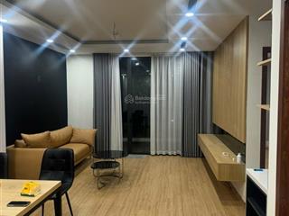 Bán căn 2pn2wc  82m2, housinco nguyễn xiển, nt cơ bản, tầng trung nhỉnh 6 tỷ có tl