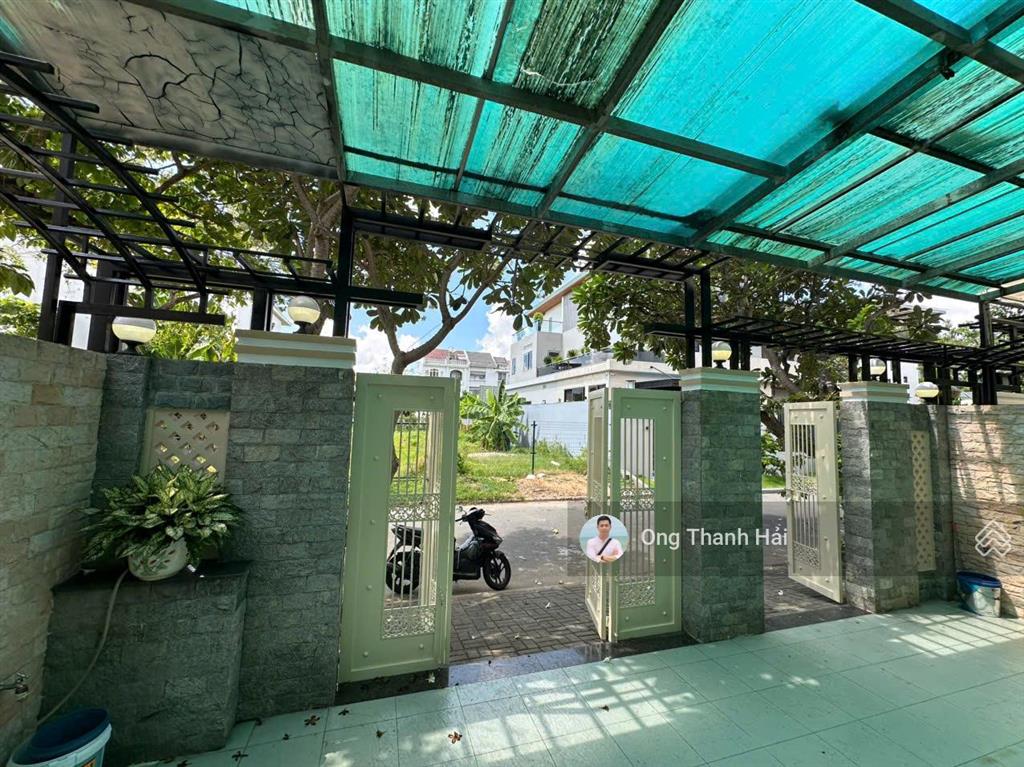 Cho thuê biệt thự phú mỹ hưng, 137,6m2(8x17,2m) 5pn, cạnh bên các trường nhật bản, đài bắc, canada