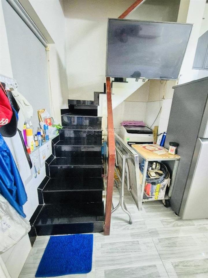 Hẻm thẳng một trục cao thắng thông ra trường sa  23m2  2 tầng  chỉ 3.x tỷ.