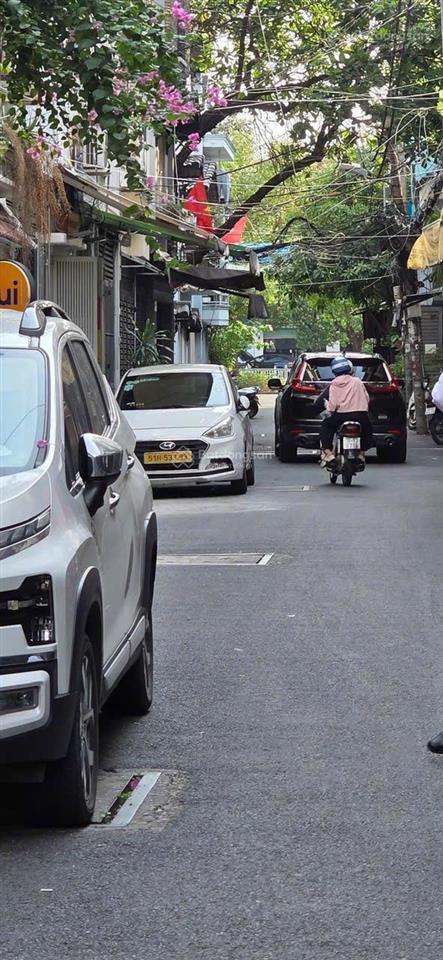 Hxh lê văn sỹ, q. phú nhuận. dt 4,5x15, trệt lửng lầu. giá 11,3 tỷ