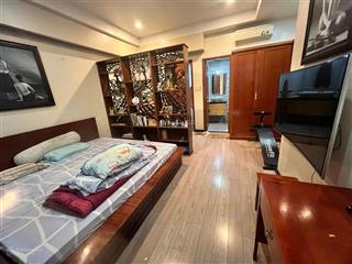 Mặt tiền 40m dương quảng hàm, 1 trong 4 trục đẹp nhất gò vấp. dt 4x13, trệt 2 lầu. giá 13,5 tỷ