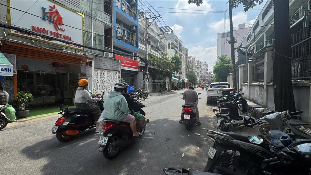 Nhà mặt tiền nguyễn văn đậu, p11, bình thạnh. dt 4x17, cn 68m². giá 15,5 tỷ