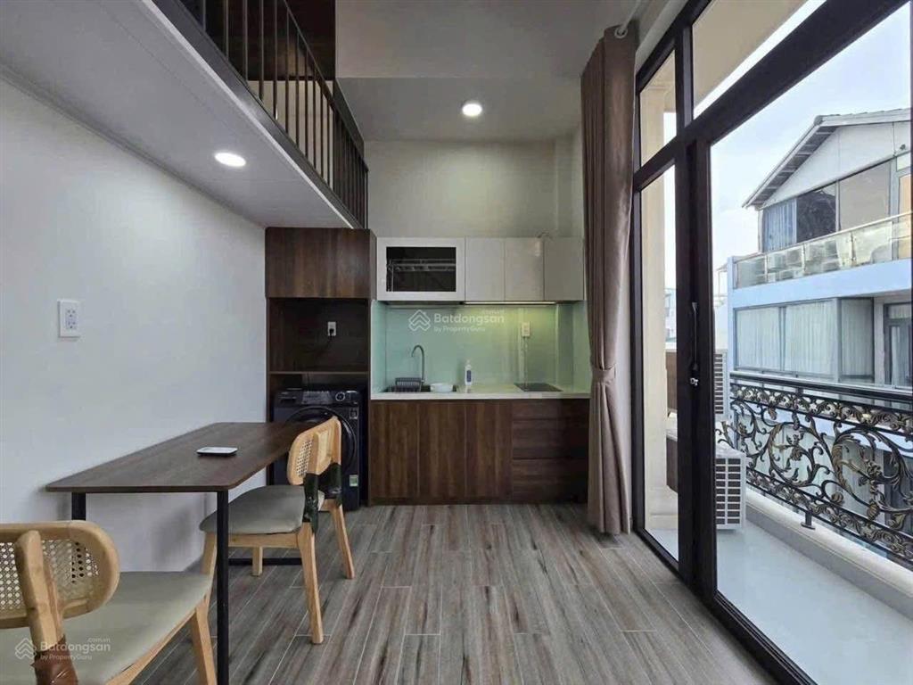 Chính chủ cho thuê  mới xây  ban công  đầy đủ nội thất