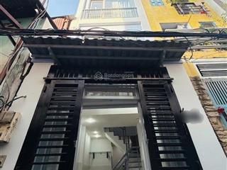 Bán nhà 5 tầng hẻm thông 3m đoàn văn bơ q4 sát bên q1