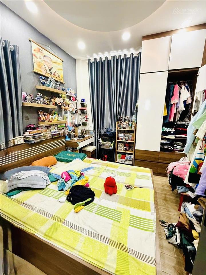 Bán nhà đẹp 5 tầng đường số khánh hội q4