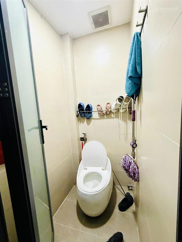 Bán nhà đẹp 5 tầng đường số khánh hội q4