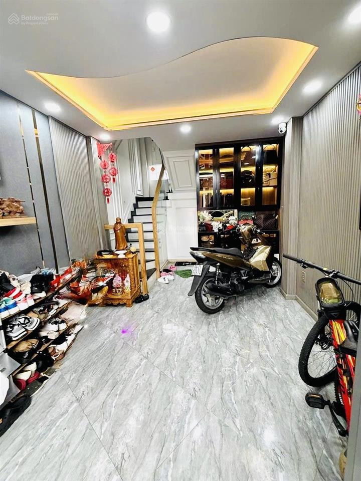 Bán nhà đẹp 5 tầng đường số khánh hội q4