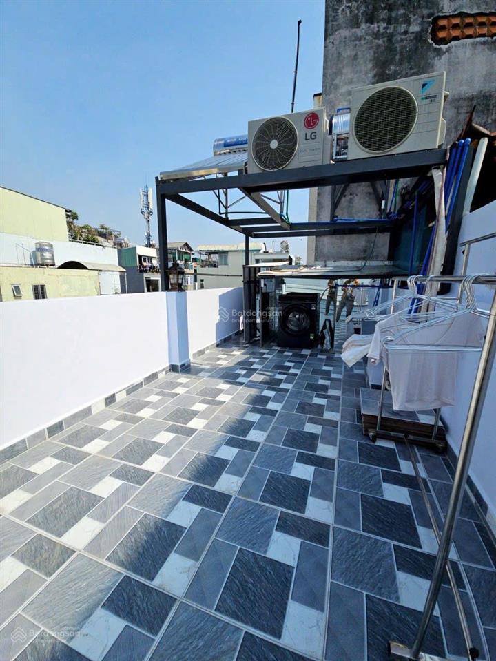 Bán nhà 4 lầu đường số q4 hxh ngay tận nhà 2pn 3wc