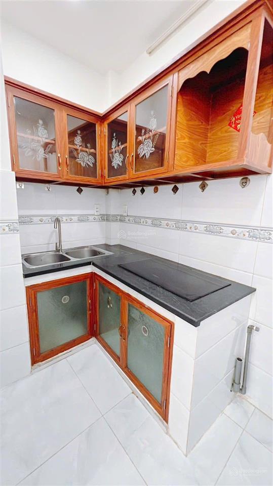 Bán nhà bến vân đồn q4 3 tầng hẻm trước nhà 4m cách mt chỉ 60m