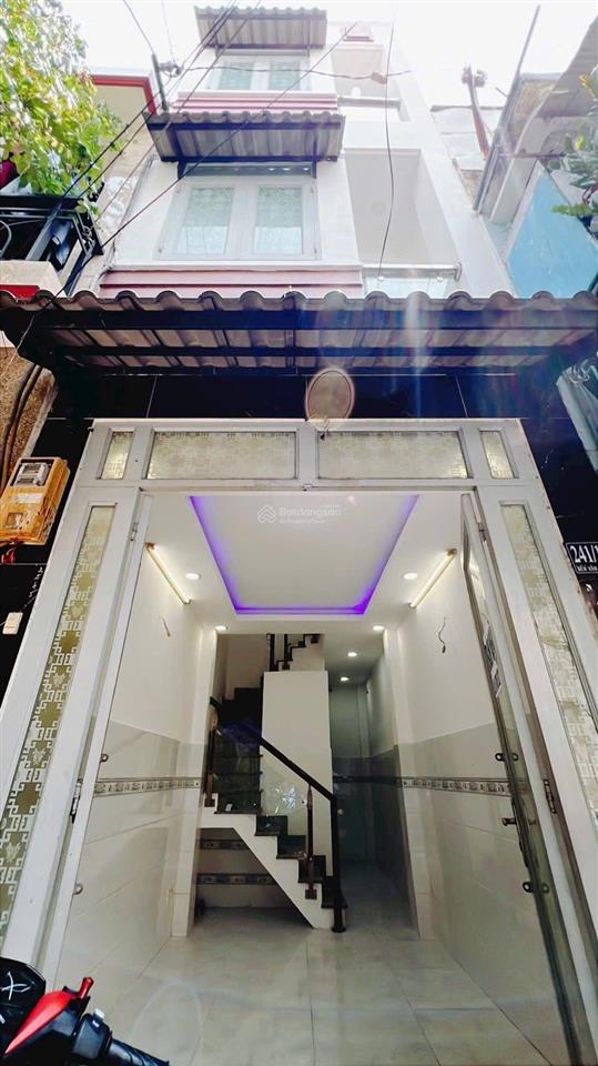 Bán nhà bến vân đồn q4 3 tầng hẻm trước nhà 4m cách mt chỉ 60m