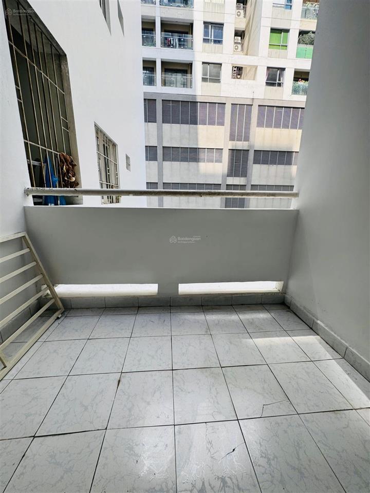 Bán chung cư vạn đô bến vân đồn 2pn 1wc 65m2 nhỉnh 4 tỷ