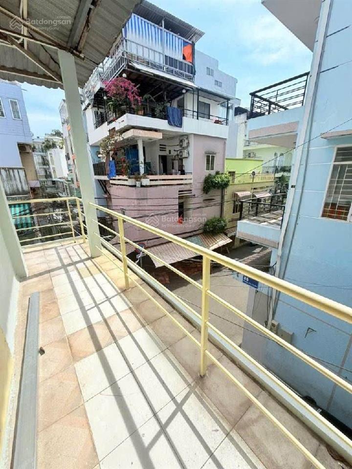 Bán nhà 2 mt đường số căn góc 3 tầng q4  vị trí hiếm siêu đẹp kd