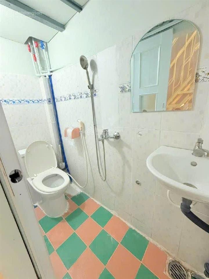 Bán nhà 2 mt đường số căn góc 3 tầng q4  vị trí hiếm siêu đẹp kd
