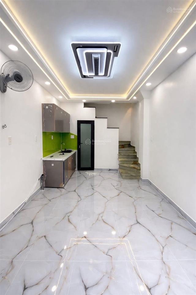 Bán nhà đẹp mt 2 lầu đoàn văn bơ q4 tiện kd y hình ảnh chụp
