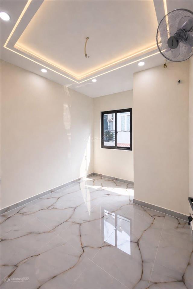 Bán nhà đẹp mt 2 lầu đoàn văn bơ q4 tiện kd y hình ảnh chụp