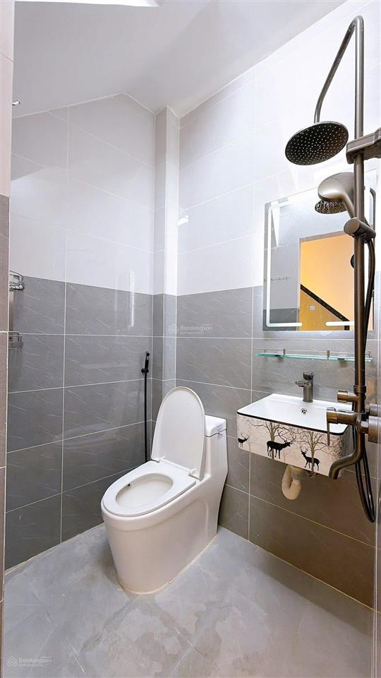 Bán nhà đẹp 3 tầng đoàn văn bơ p16 q4 hẻm thông thoáng