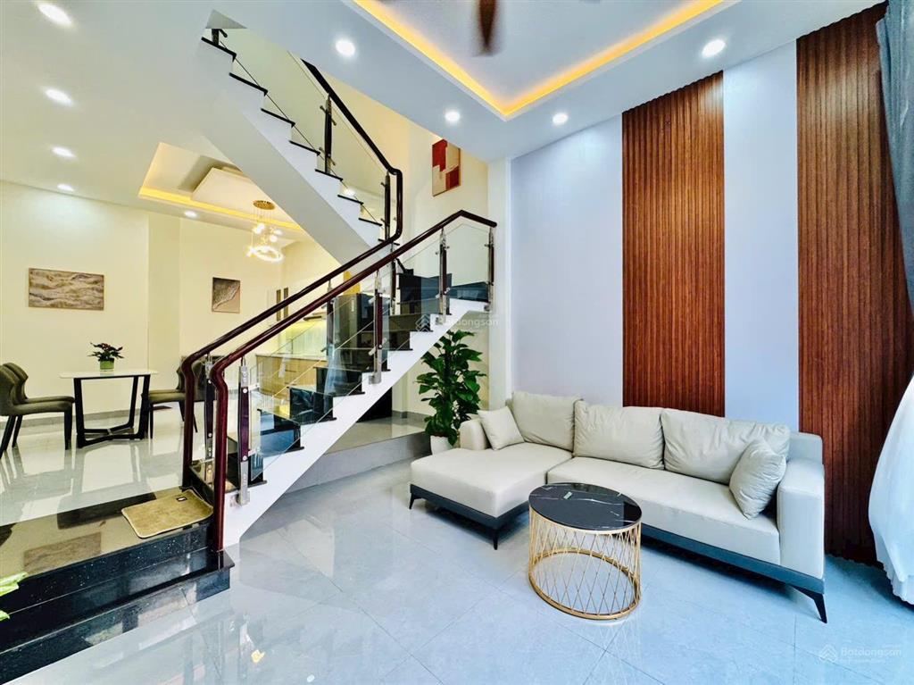 Bán siêu phẩm 5 tầng view landmark xvnt bình thạnh hẻm to 5m  full nt cao cấp chỉ xách vali dô ở