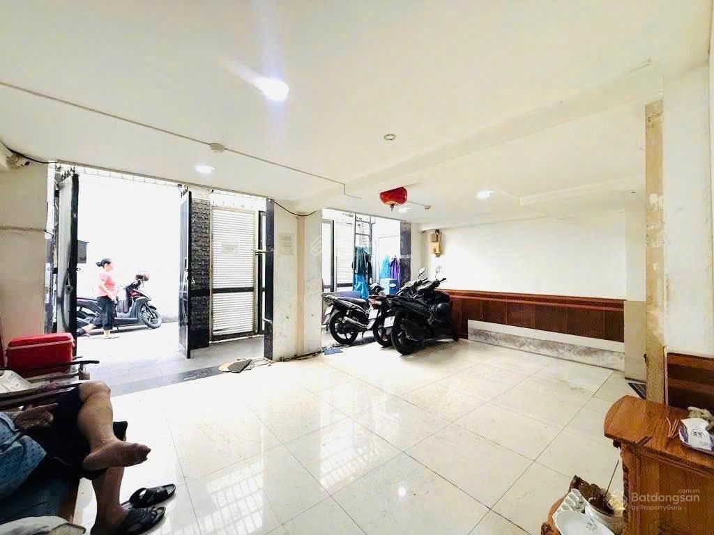 Bán chdv 5 tầng 9pn 10wc 2mt đường số xe hơi tận nơi thu nhập khủng tân vĩnh q4 sát bên q1