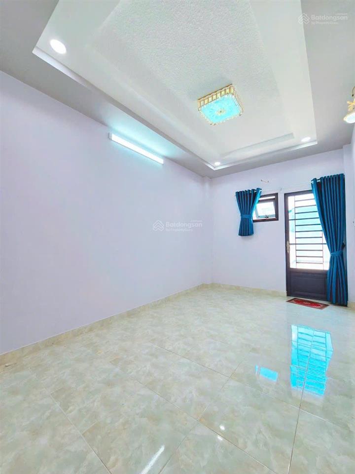 Nhà bán dt đất 67m2, xây 2 tầng, gần mặt tiền bùi minh trực, p5, q8