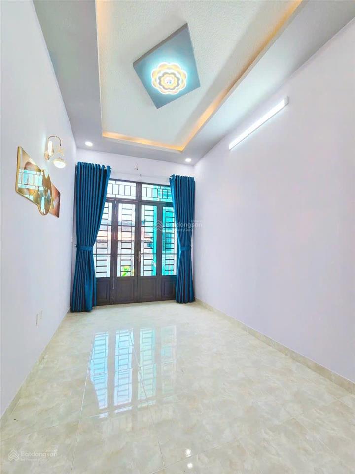 Nhà bán dt đất 67m2, xây 2 tầng, gần mặt tiền bùi minh trực, p5, q8