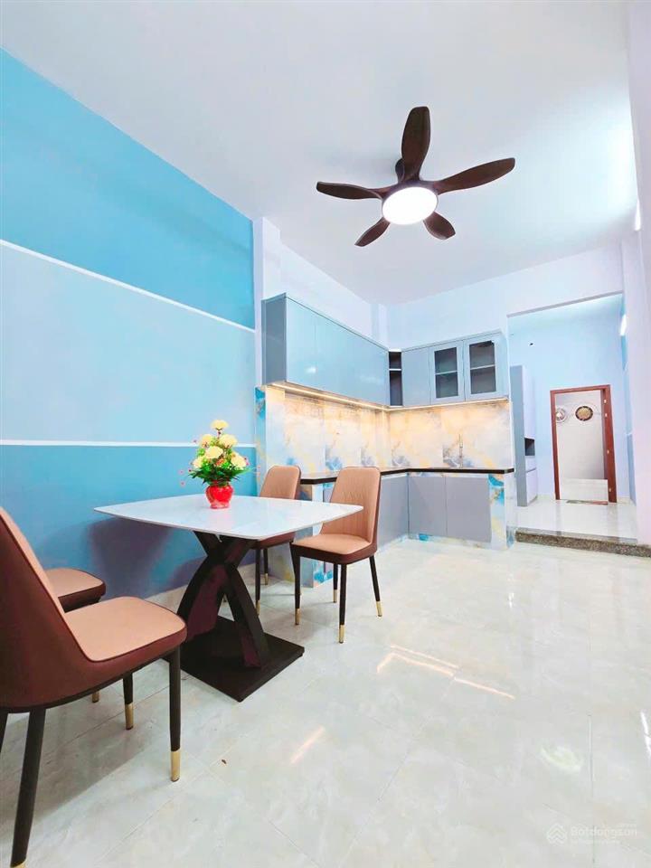 Nhà bán dt đất 67m2, xây 2 tầng, gần mặt tiền bùi minh trực, p5, q8